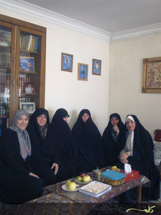دیدار خانواده شهید بهشتی با خانواده شهید باکری
