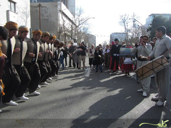 کوچ نمادین عشایر - جشنواره ملی صدای عشایر ایران کوچ نمادین عشایر - جشنواره ملی صدای عشایر ایران